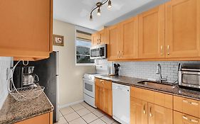 Holiday Isle Yacht Club